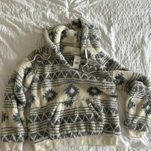 Mia & Tess Fleece Pullover Hoodie (ivory)